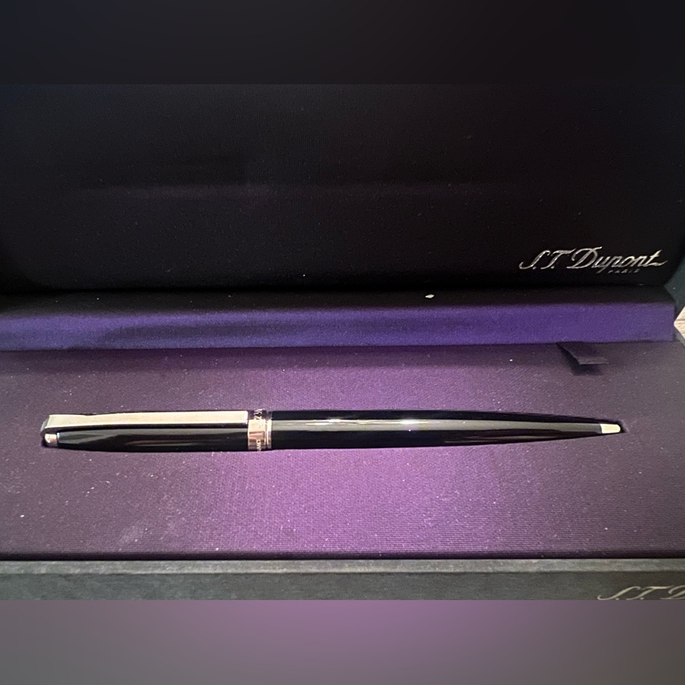 ST DUPONT Pen - Laque Noire